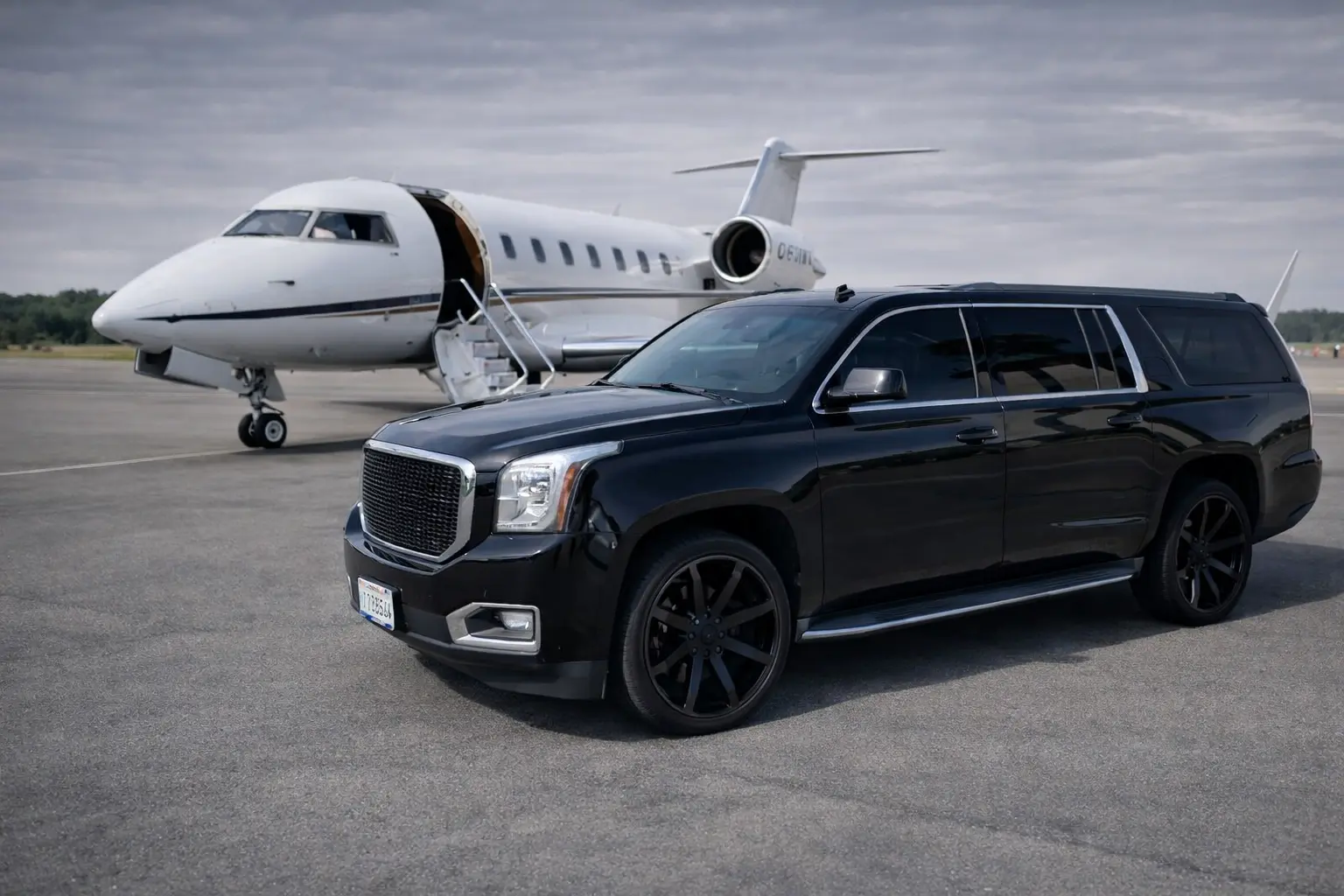 suv-private-jet-bellingham private aviation SUV service at FBO with executive airport transportation